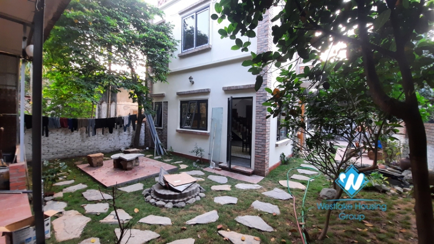 House with garden for rent in Ngoc Thuy Ward, Long Bien District